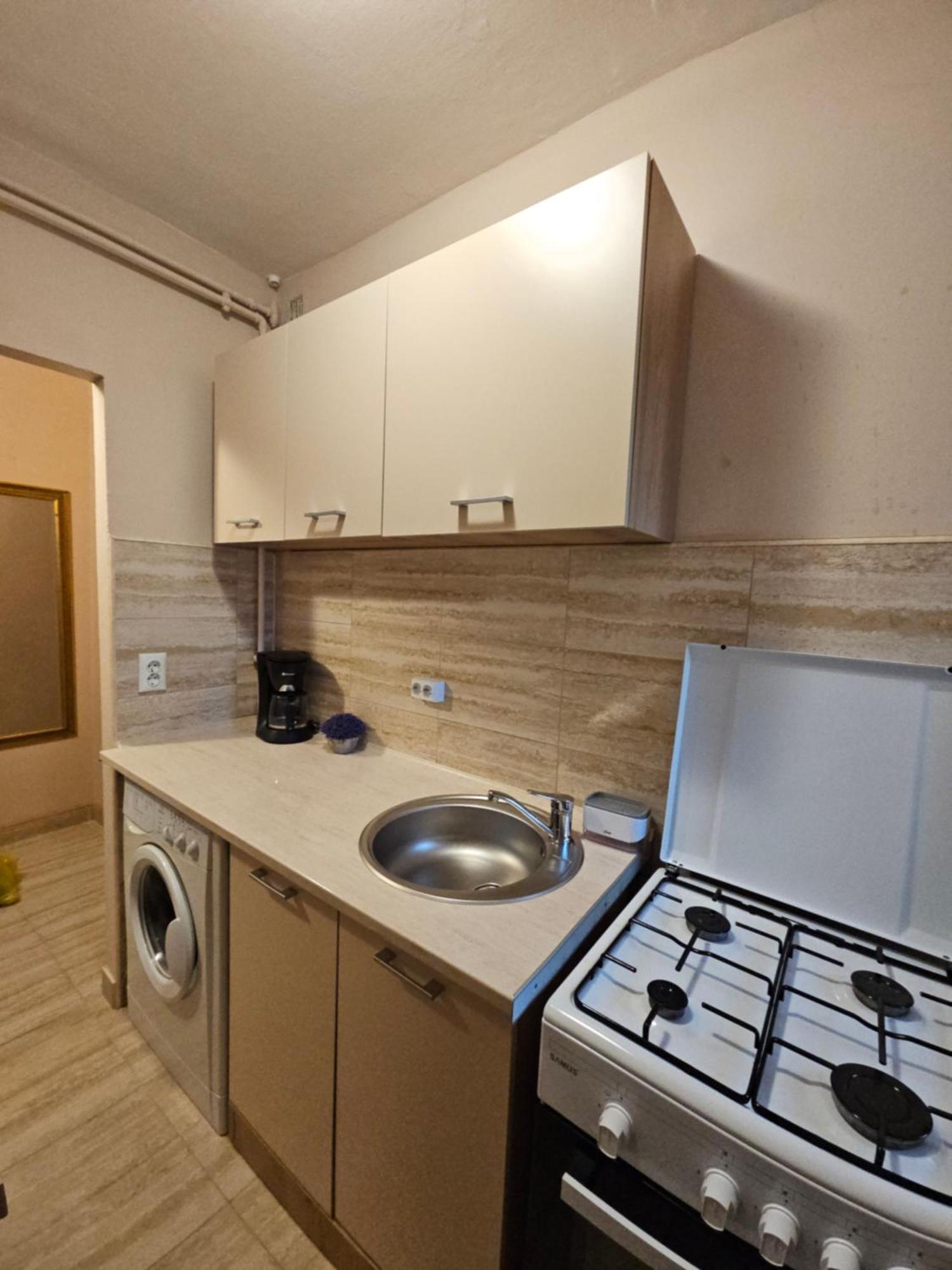 Aparthotel Sibiu Cedonia ภายนอก รูปภาพ